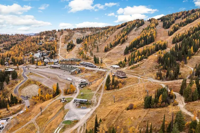 Spot your building from the air and see exactly how short the walk to the base area really is no long shuttle rides eating into ski time.