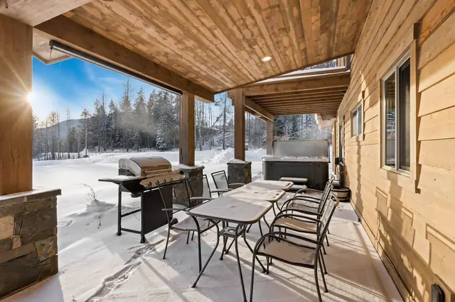 Grill up dinner and eat outside with the mountains still lit up from the day's hike the covered patio keeps you dry even when Montana weather doesn't cooperate.